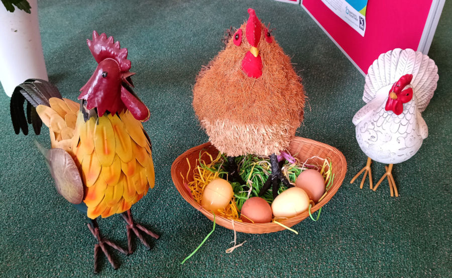 Plaster hens